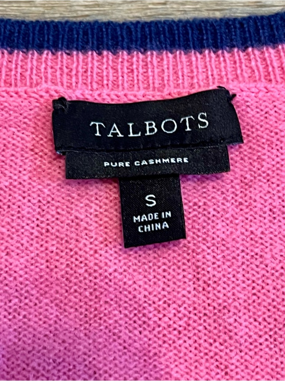 Talbots Pure 100% Cashmere Sweater SZ Small Pink Brilliant Soft Cozy Top - Picture 6 of 10